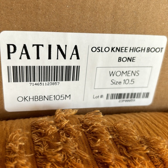 Patina - Portland Leather Oslo Boots in Bone - Picture 11 of 12